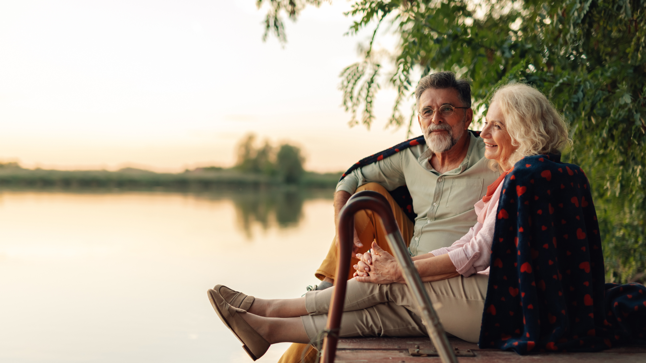 CBD for Seniors: A Complete Guide to Better Comfort, Sleep, and Healthy Aging
