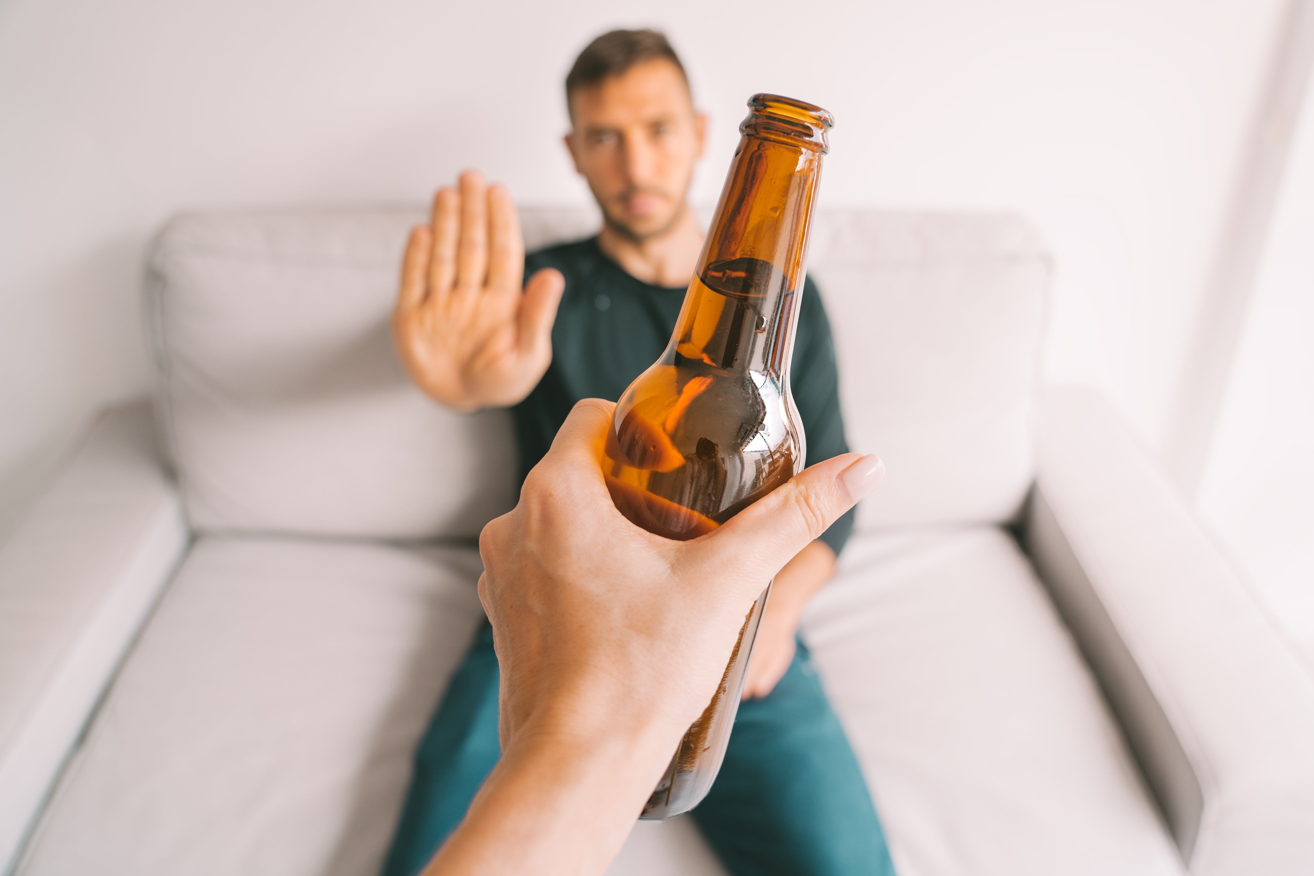 THC vs. Alcohol: Why More Adults Are Rethinking the Nightcap